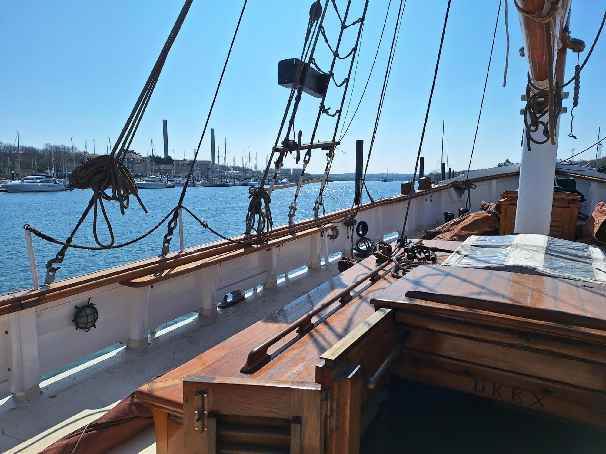 Historic Wooden Ship 'MFV119' East Cowes Exterior foto